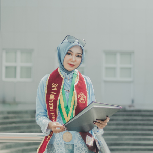 Galery Siti Aminatul Fitriyah, S.Pd. guru bimbel gurules